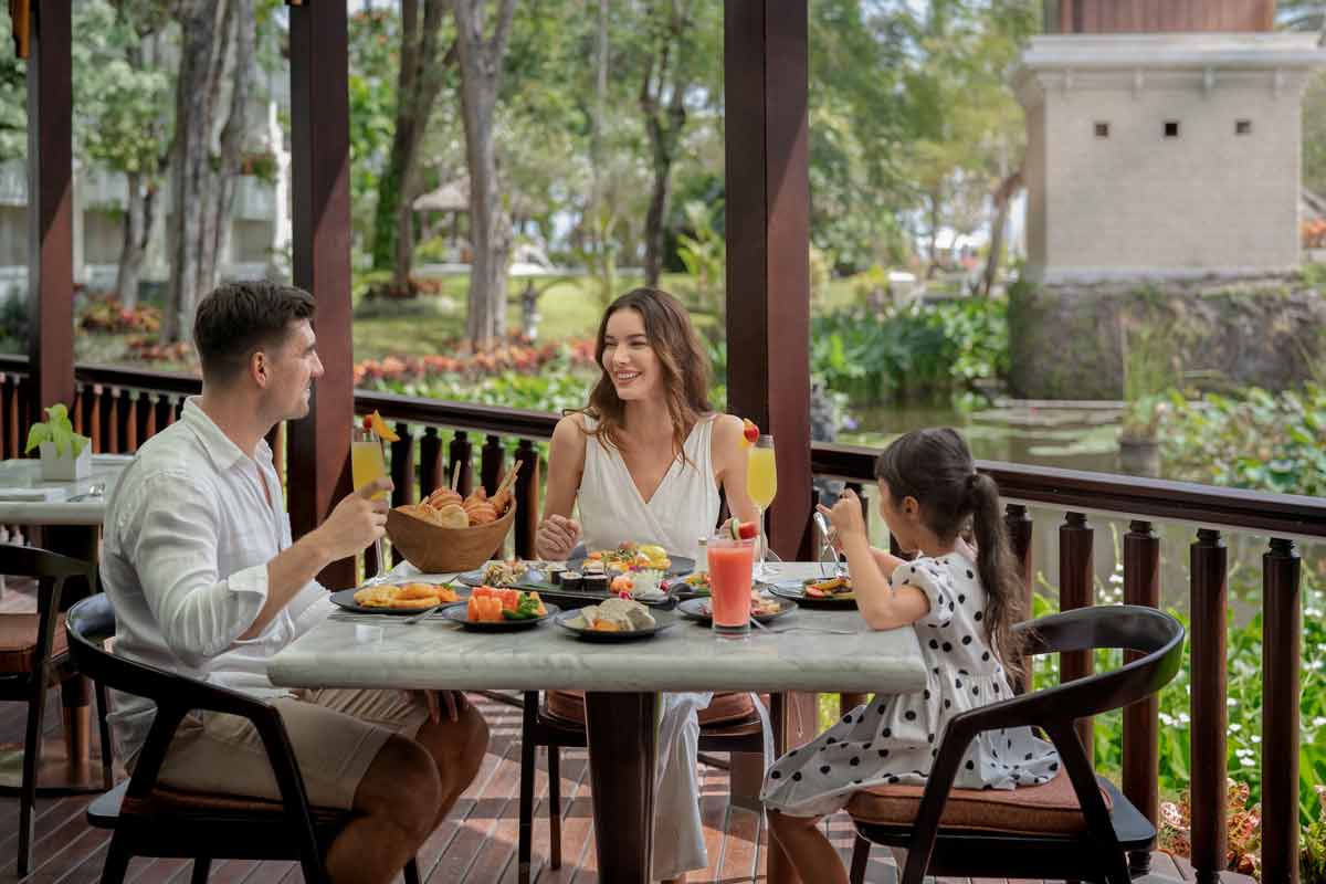 Dining at InterContinental Bali Resort
