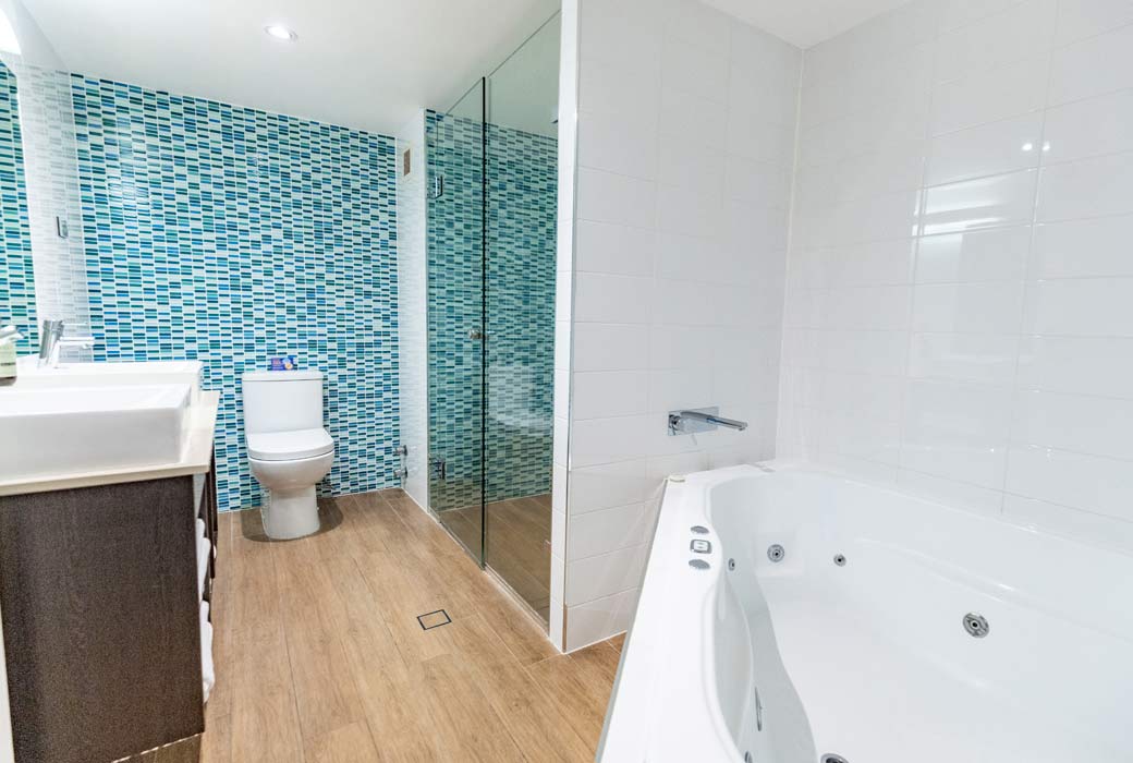 Family Spa Suite
