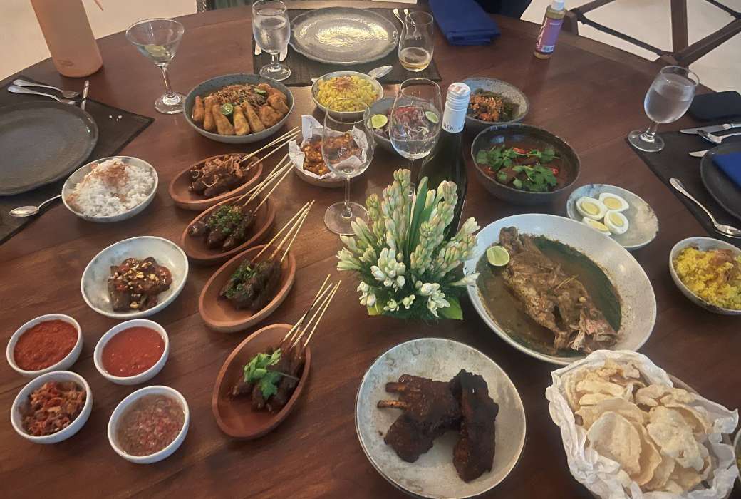 Indonesian rijsttafel at ungasan bali