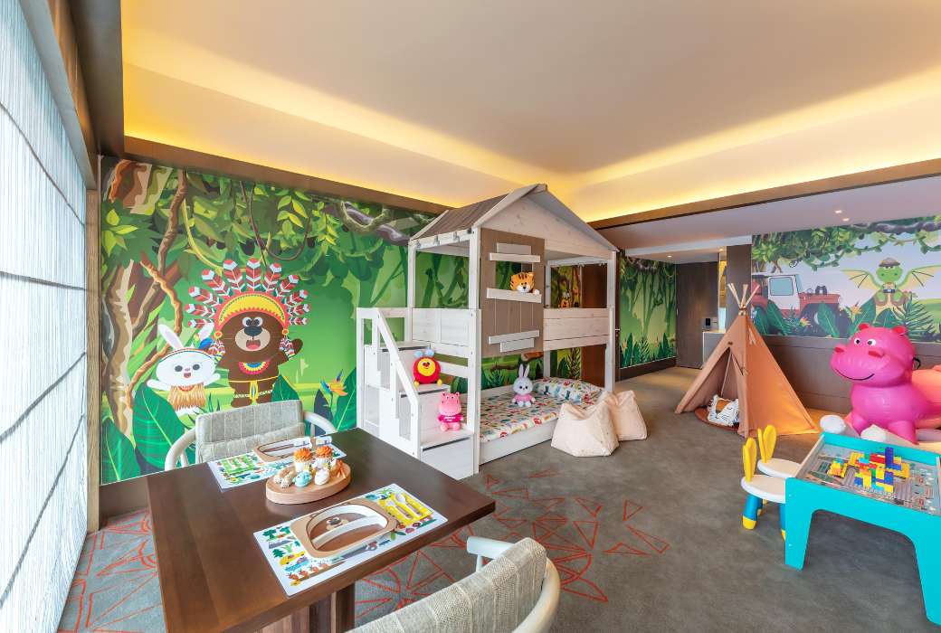 The Urban Jungle Suite at Pan Pacific Singapore