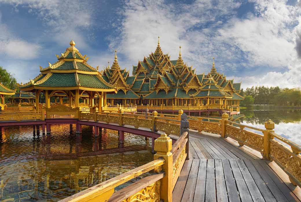 Pavilion of the Enlightened, Ancient Siam (formerly known as Ancient City) is a park constructed under the patronage of Lek Viriyaphant and spreading over 0.81 km2 in the shape of Bangkok, Thailand.