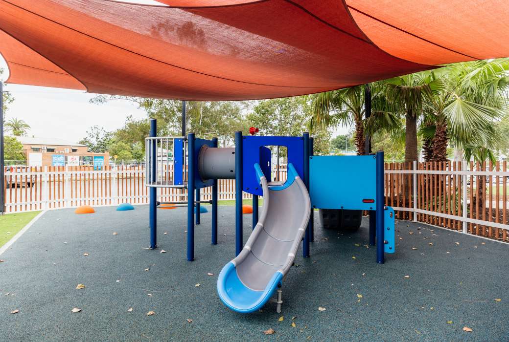 Burleigh Town Hotel playground