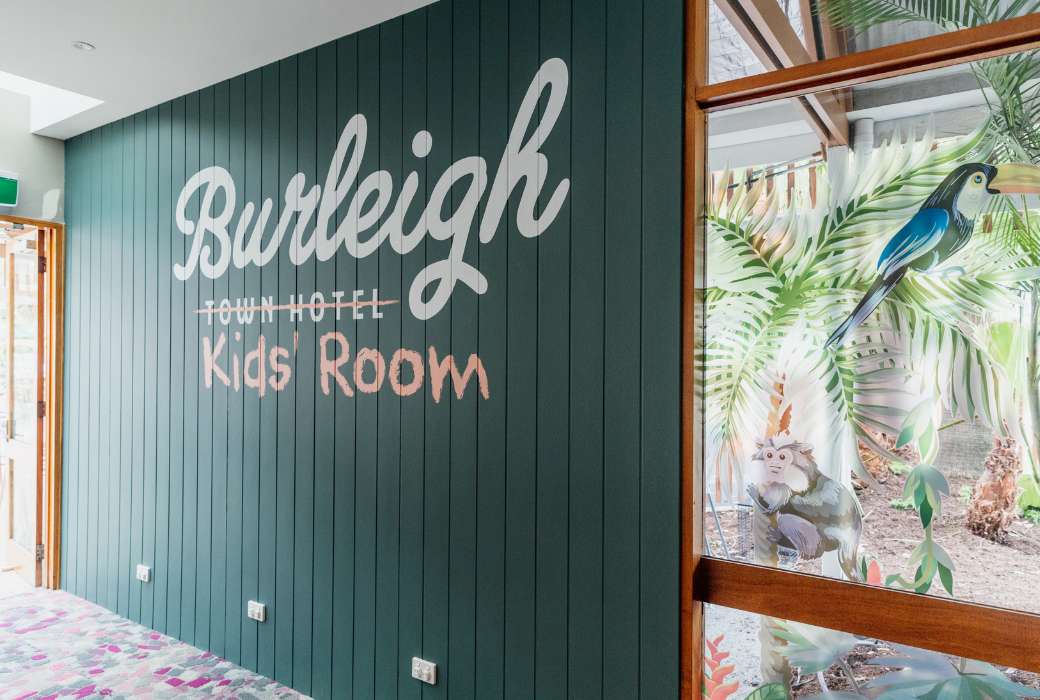 Burleigh Town Hotel kids room inside